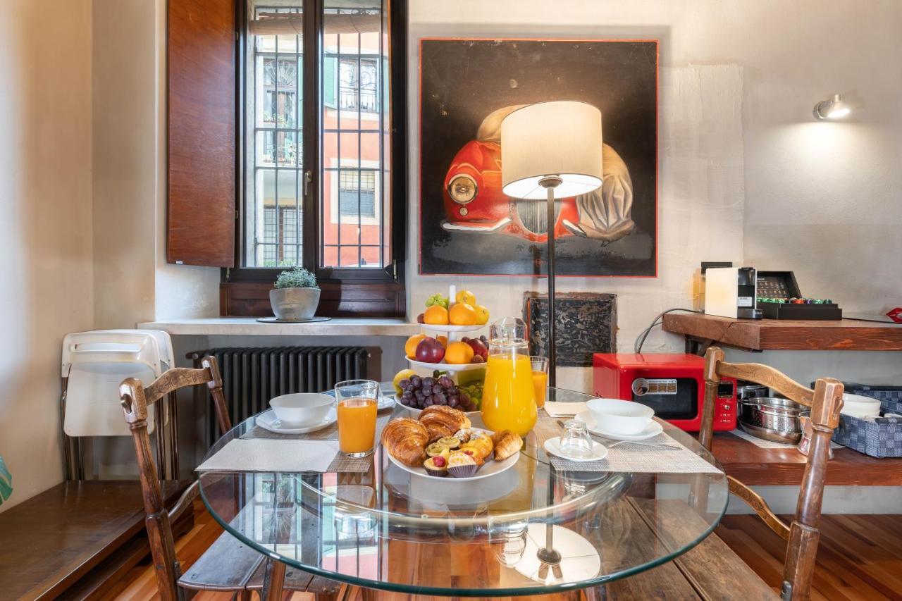Il Garbo Apartments And Suite Verona Exteriör bild